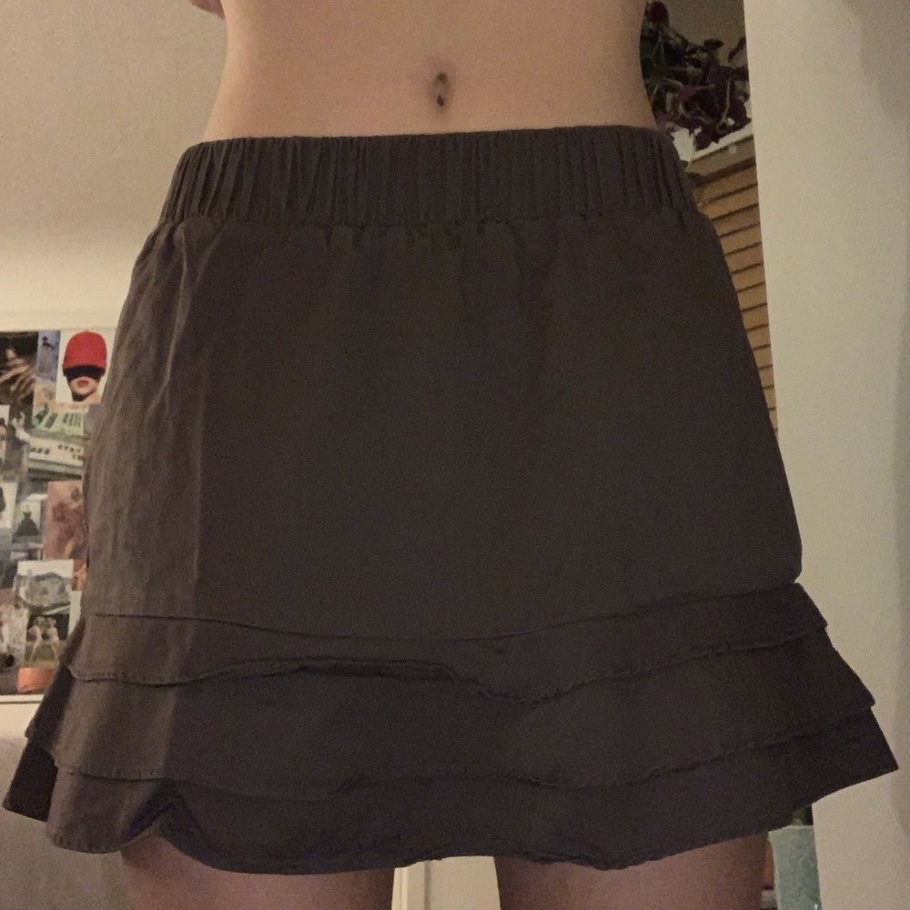 BCBG brown mini skirt